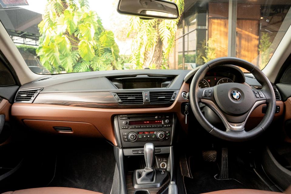 BMW X1 18i sDrive Xline ปี 2015 📌𝐁𝐌𝐖 𝐗𝟏  เข้าใหม่ค่าา! วิ่งน้อย ราคาไฟลุก 5 แสนบาท ❤️‍🔥 3