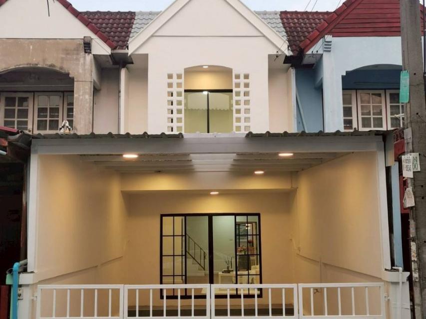 ขาย ทาวน์โฮม หมู่บ้าน​พั​ธนชัย​ สายไหม​ 34 พื้นที่ 100 ตรม. 21.2 ตร.วา 2นอน 2น้ำ รีโนเวทใหม่ พร้อมอยู่ หลังบ้านไม่ติดใคร 1