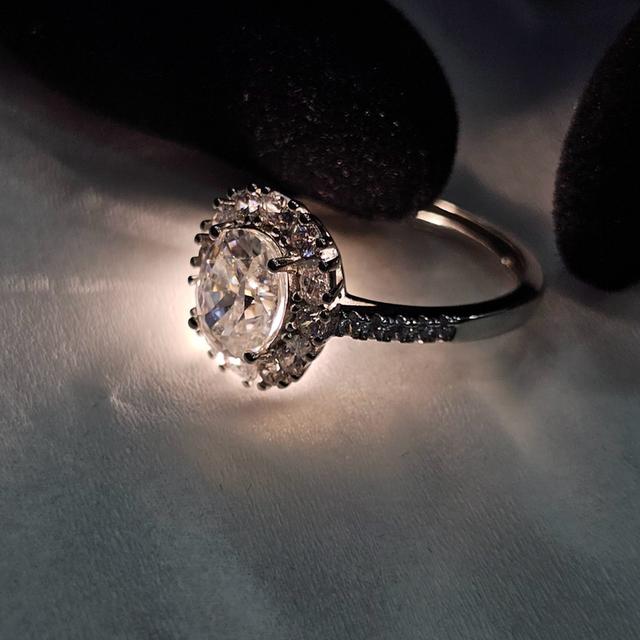 ปุอามี่ จำหน่ายเพชร เเละ สั่งทำขึ้นตัวเรือน มีใบรับรองทุกชิ้น 3