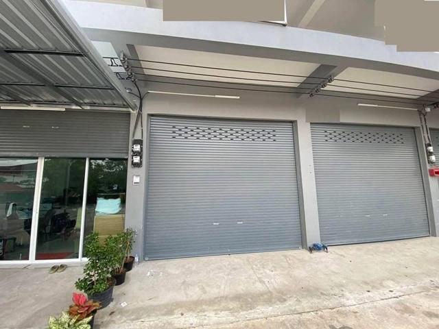 ขาย-เช่าอาคารพาณิชย์ 2 ชั้นครึ่ง รร.ทานตะวันไตรภาษา 4.1 กม.ตลาดแครายพลาซ่า 700 ม.18 ตร.วา. 160 ตร.ม. 2