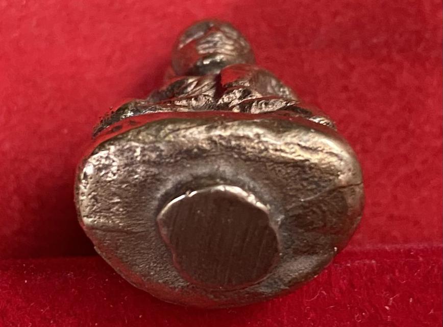 หลวงพ่อเงิน พิมพ์นิยม เนื้อนาค กรุวัดบางคลาน พิจิตร 5