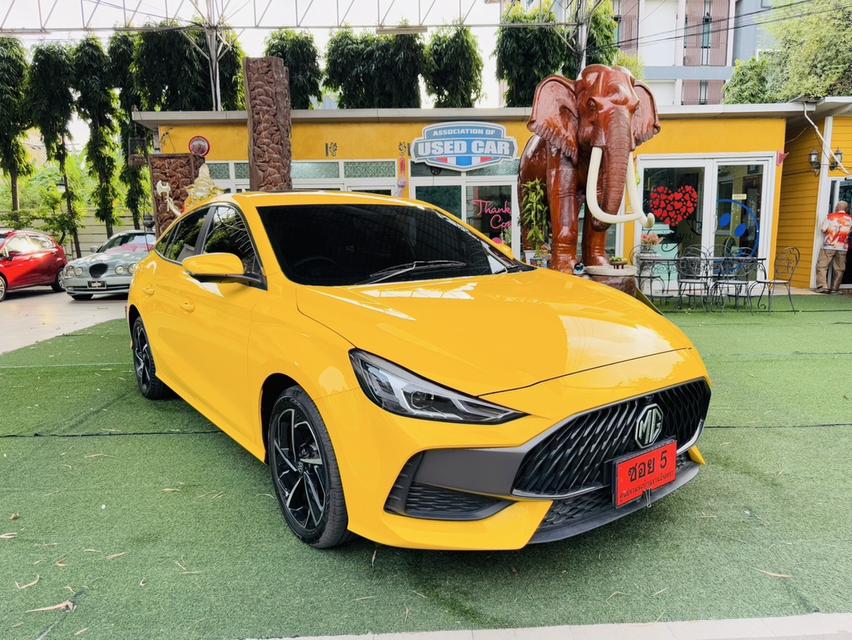 #MG 5 เครื่อง1.5 cc. รุ่นD+ เกียร์ AUTO ปี 2025 #รถไมล์แท้100%คะวิ่งน้อยมากๆๆคะ วิ่งมาแค่6,xxxกิโลคะ มีวารันตรีศูนย์ถึง ปี2026