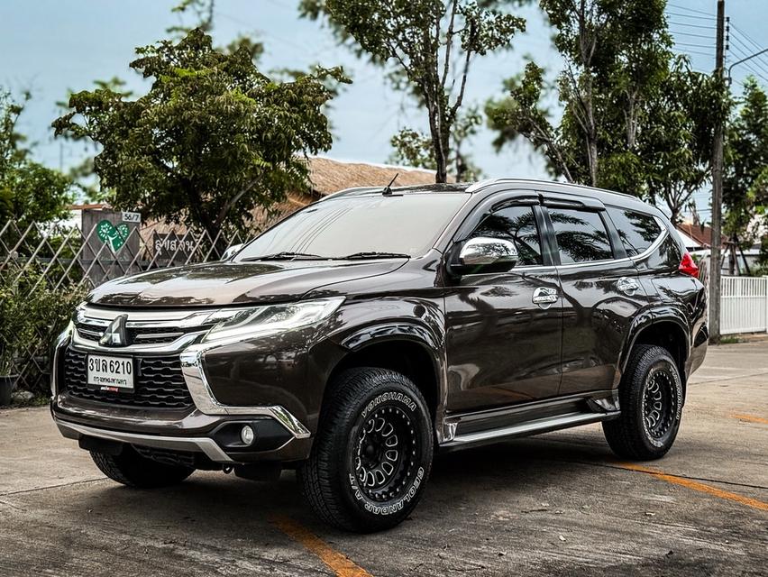 Mitsubishi Pajero 2.4GT ปี16