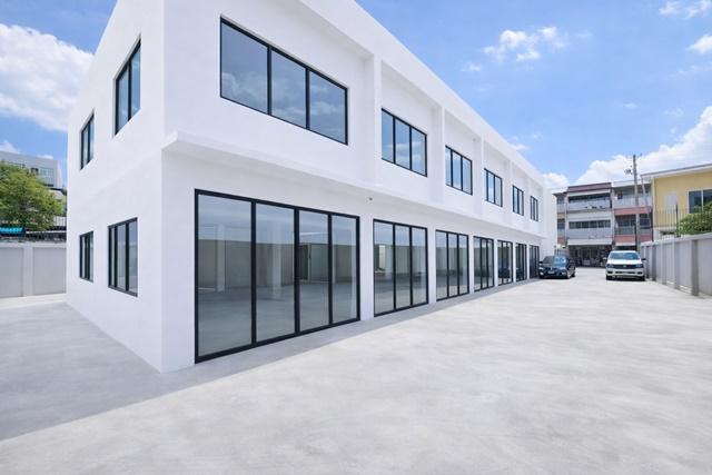 Showrooms 6คูหา 4นอน 4น้ำ เกือบครึ่งไร่ 160ตร.วา BTSสุรศักดิ์ 199ม. โรงเรียนกรุงเทพคริสเตียน จอดรถ8คัน เดอะ แบงค็อก สาทร 7