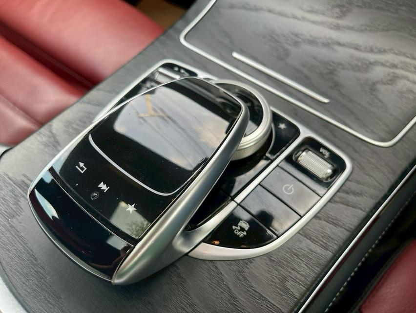 ขาย Benz Glc250 Coupe Amg ปี18 10