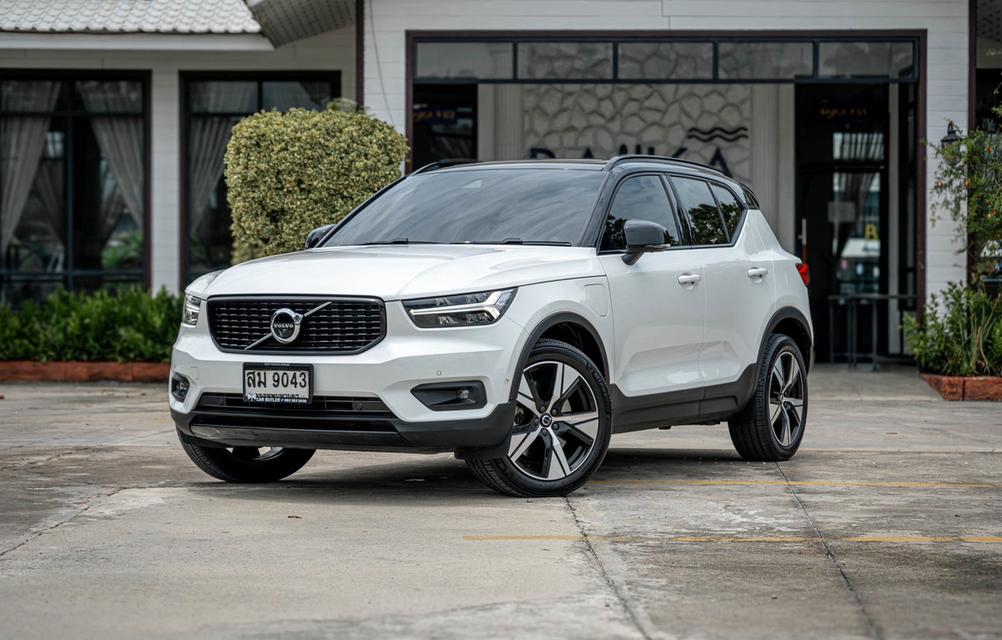 Volvo XC40 Recharge T5 R-Design ปี 2022