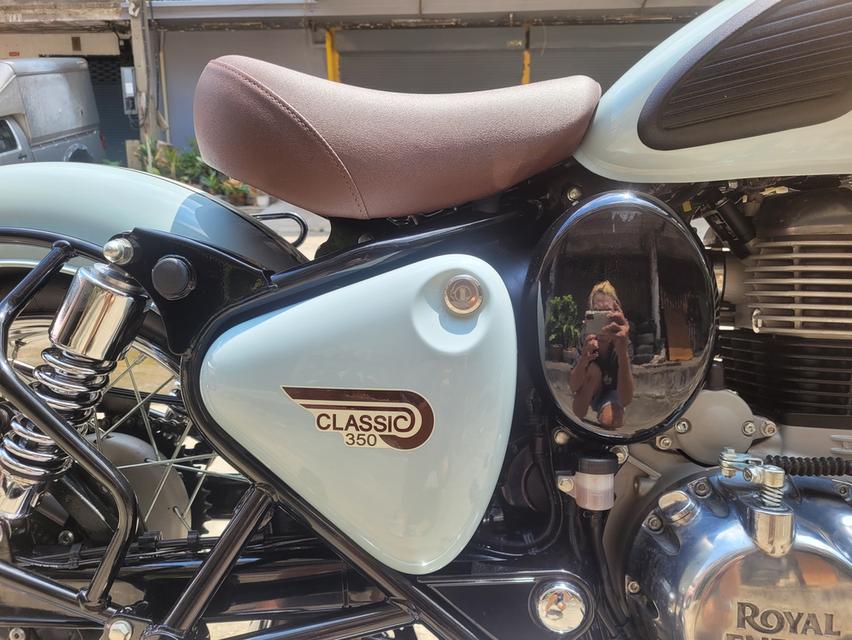 Royal Enfield CLASSIC 350 รถปี 2023 9