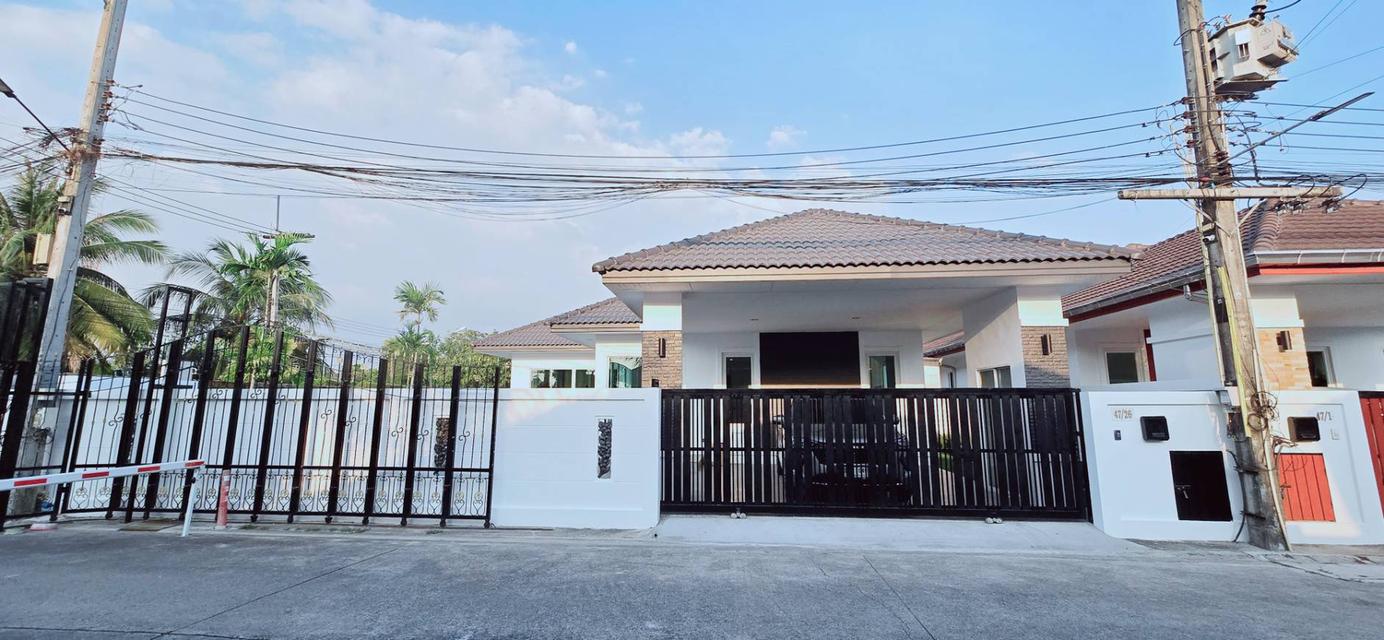 บ้านเดี่ยว หลังมุม (พร้อมสระว่ายน้ำ)หมู่บ้าน Garden View 2 (commission 3%) 1