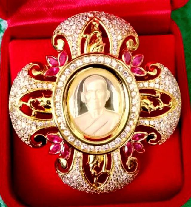 พระของขวัญ วัดพระธรรมกาย พระมงคล Dhummakaya