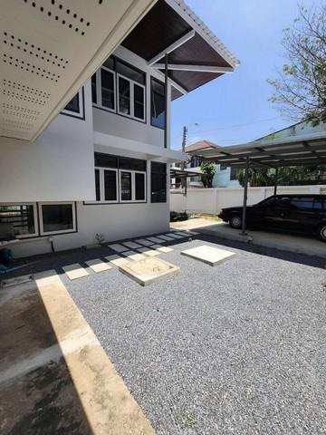 รหัสC6803 ให้เช่าบ้านเดี่ยว 2ชั้น ย่านถนนสุขุมวิท ใกล้ BTS บางจาก เดินทางสะดวกใกล้ทางด่วน