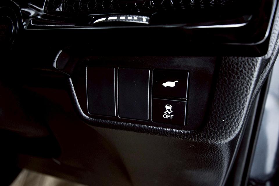 รหัสรถ 1D695 NEW CR-V 1.5 EL 2023 12