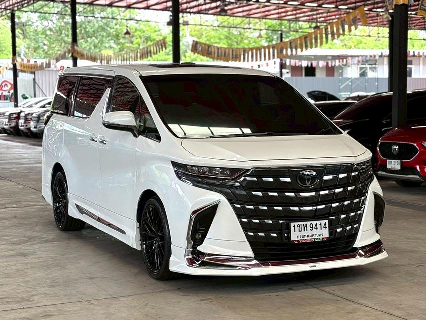 TOYOTA ALPHARD 2.5 HYBRID E-FOUR ปี 2015 จด 2017