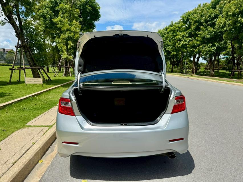 TOYOTA CAMRY 2.0 G ปี 2012 8