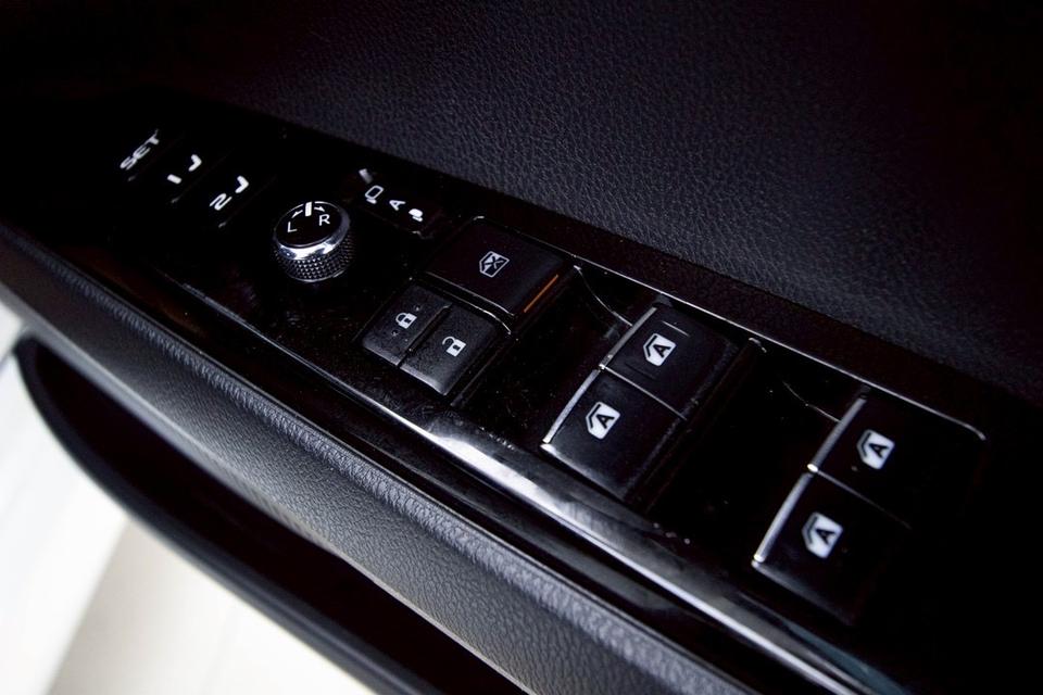 รหัสรถ 5B913 CAMRY 2.0G 2019 6