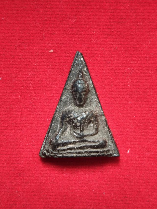 พระนางพญา หลังอุ หลวงพ่อจง วัดหน้าต่างนอก