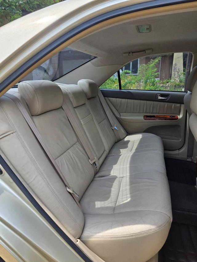 Toyota Camry 2.4 Q สีทอง ปี 2005 ไมล์ 170,000กม. 10