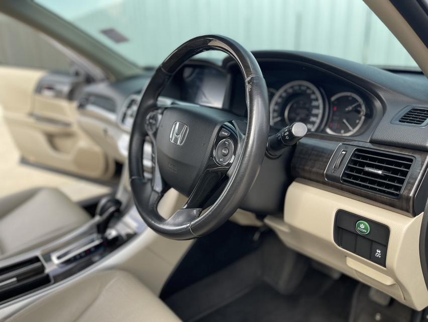 รหัสรถ AP9069 Honda Accord 2.0 EL ปี 13 6
