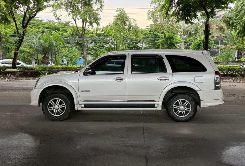 Isuzu Mu-7 3.0 i-TEQ VGS Turbo ปี 2013  3
