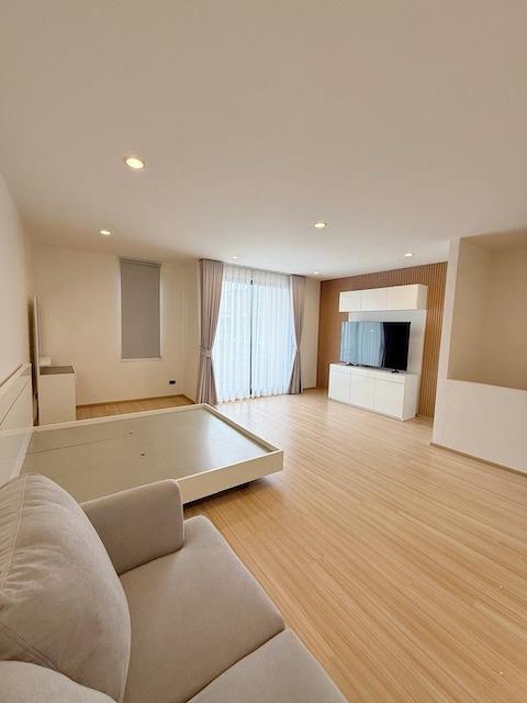 ให้เช่าทาวน์โฮม 3.5 ชั้น 210 ตร.ม. Shizen พัฒนาการ 32 หลังมุม ใกล้ ม.เกษมบัณฑิต 7