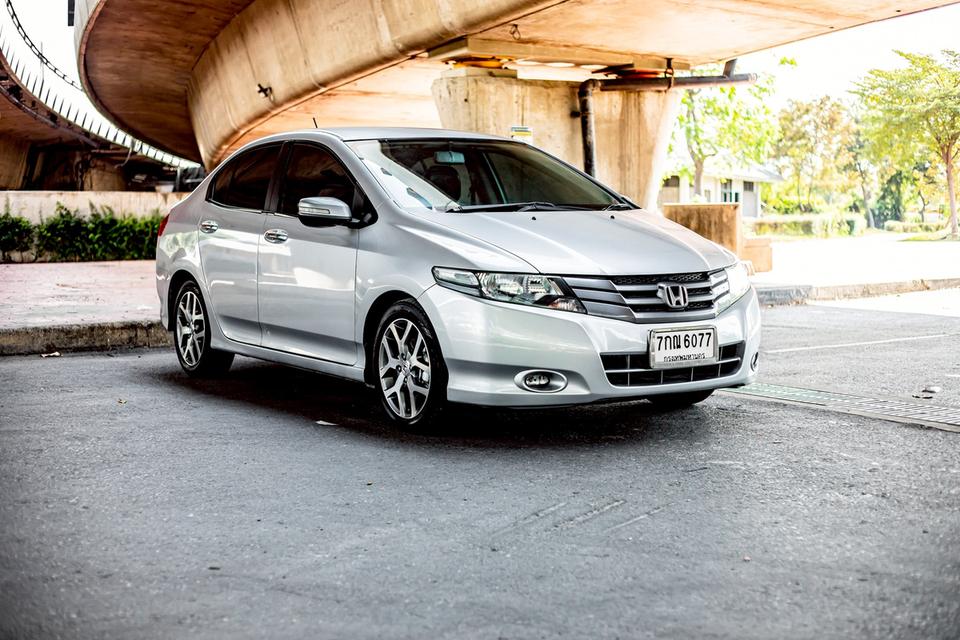 Honda City 1.5SV ปี 2011 สีเทา ท๊อปสุด