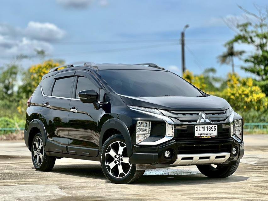 mitsubishi xpander 1.5 TOP