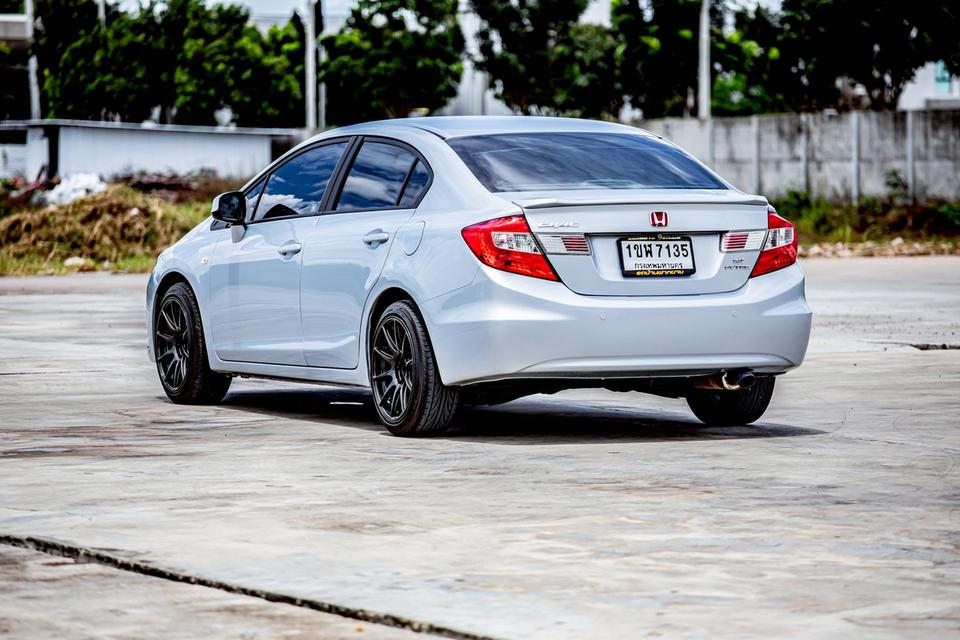 Honda Civic Fb 1.8S ปี 2012 เกียร์ออโต้ สีฟ้า 8