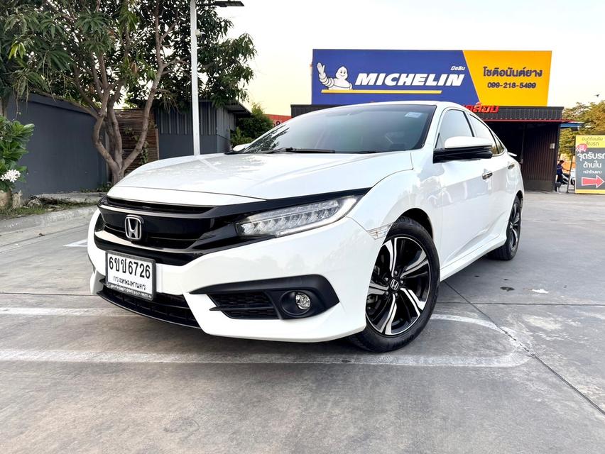 Honda Civic 1.5 Rs turbo ปี 2018 3