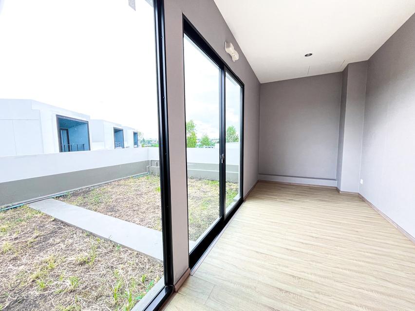 ขายทาวน์โฮม3ชั้น+Rooftop เกษตรนวมินทร์ วิวทะเลสาบ แปลงมุม  11