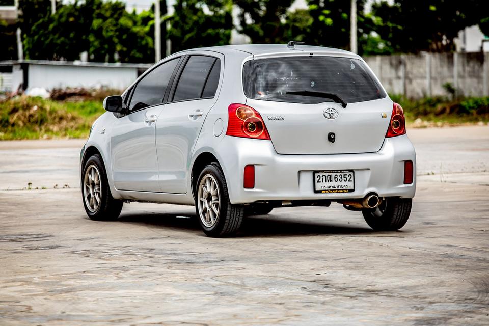 Toyota Yaris 1.5J ปี 2013 เกียร์ออโต้ สีเทา 8