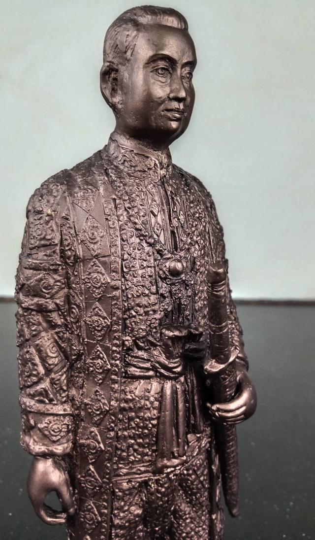 694.พระบรมรูปหล่อในหลวงรัชกาลที่ 3 พระบาทสมเด็จพระปรมาธิวรเสรฐมหาเจษฎาบดินทรฯ พระนั่งเกล้าเจ้าอยู่หัว รูปที่ 8