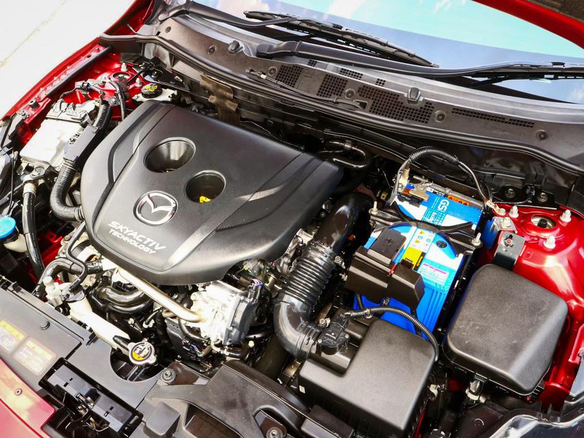 Mazda 2 รุ่น 1.5 XD High Plus L เครื่องยนต์ดีเซล(รุ่น Top สุด) ปี 2016 สีแดง 5