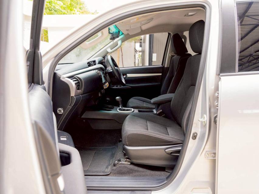 Toyota Revo 2.4 Prerunner ปีจด 2021 14