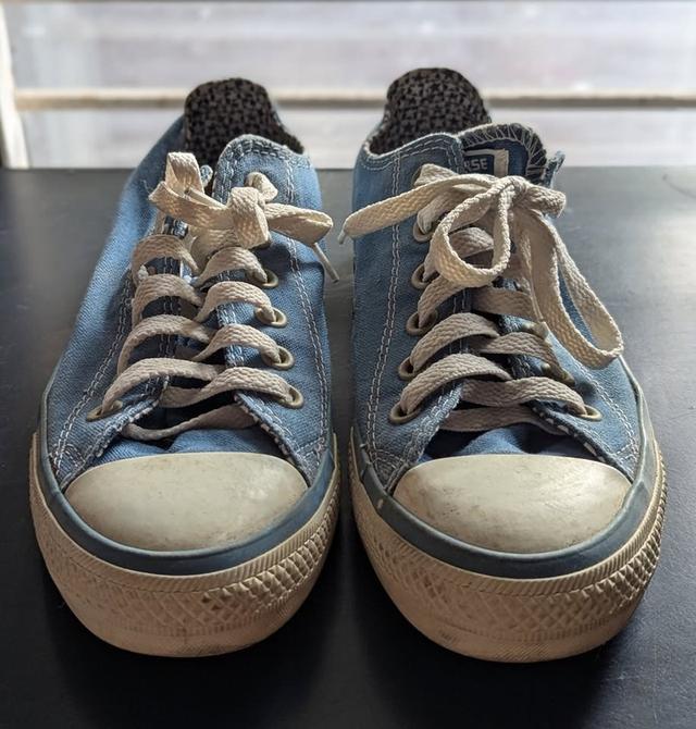 รองเท้า Converse Chuck Taylor All Star Low Top สีน้ําเงิน Navy สภาพสวย เบอร์ 6 พร้อมกล่อง
