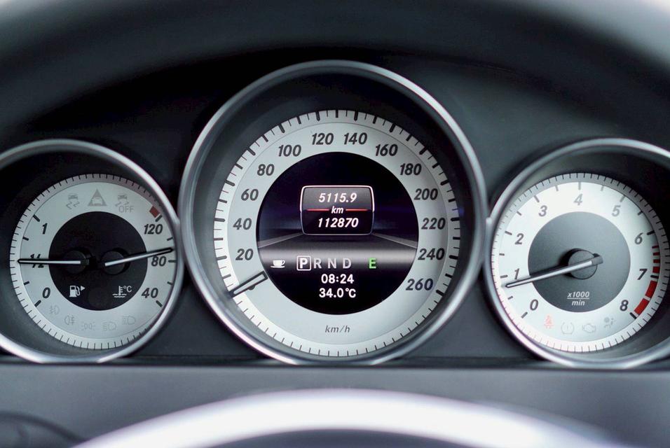 Benz C180 COUPE AMG Sport 2013 สีดำ รูปที่ 10