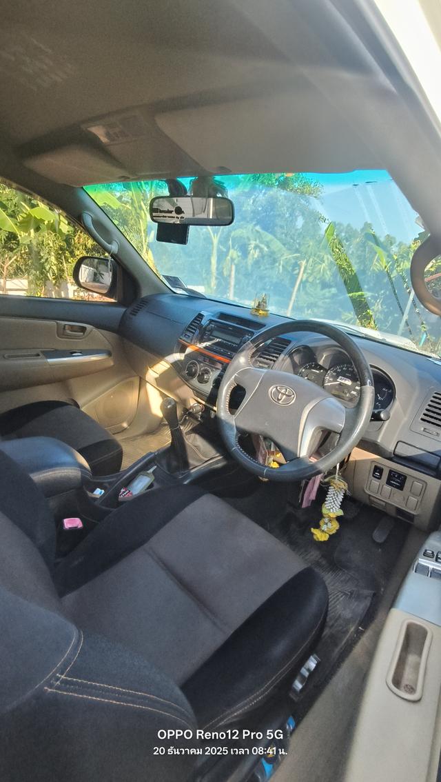 รถยนวีโก้แชมป์ TRD แค็บตัวสูง 5