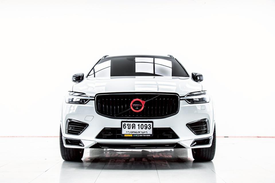 VOLVO XC60 2.0 RECHARGE T8 R-DESIGN 2018