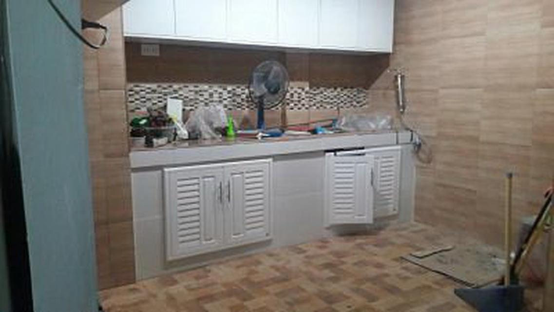 Nice Small House 3 storey 5 Bed Rooms renovated Sukhumvit39 2