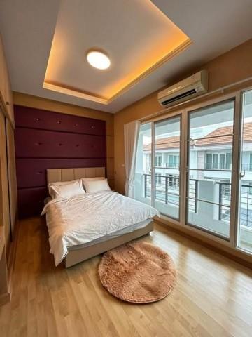 HR 10608 ให้เช่าทาวน์โฮม 3 ชั้น 3 ห้องนอน บ้านกลางเมือง S-Sense พระราม9-ลาดพร้าว ซอยลาดพร้าว 84 ใกล้เลียบด่วน 7
