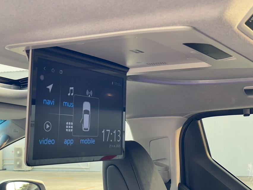  . Toyota Alphard 2.5 SC Package MNC 2020 จด 2021 • Mileage: 65,000 km 16