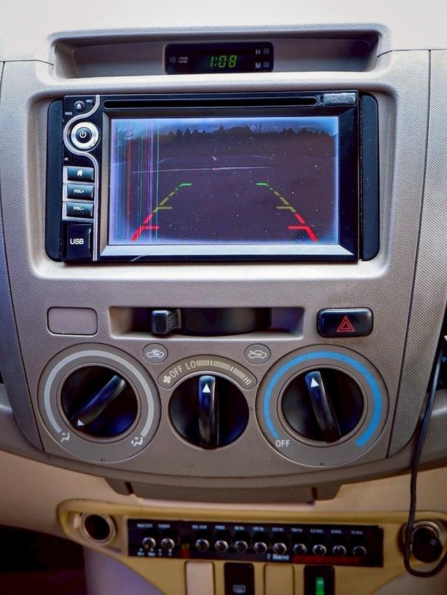 รหัสรถ QT9874 Toyota Hilux Vigo 3.0 ตัวพิเศษ Exclusive Prerunner เกียร์ธรรมดา สีขาวมุก/ทูโทน ปี 2007 17