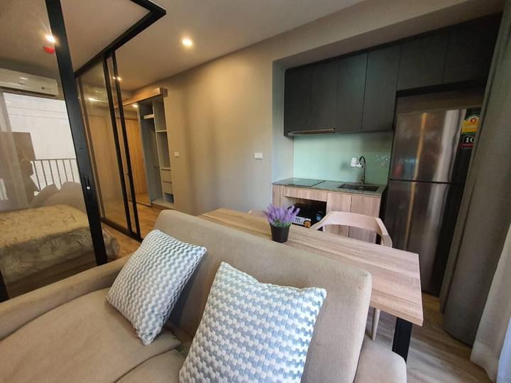 ว่างให้เช่า Blossom Condo Sathorn Charoenrat 2