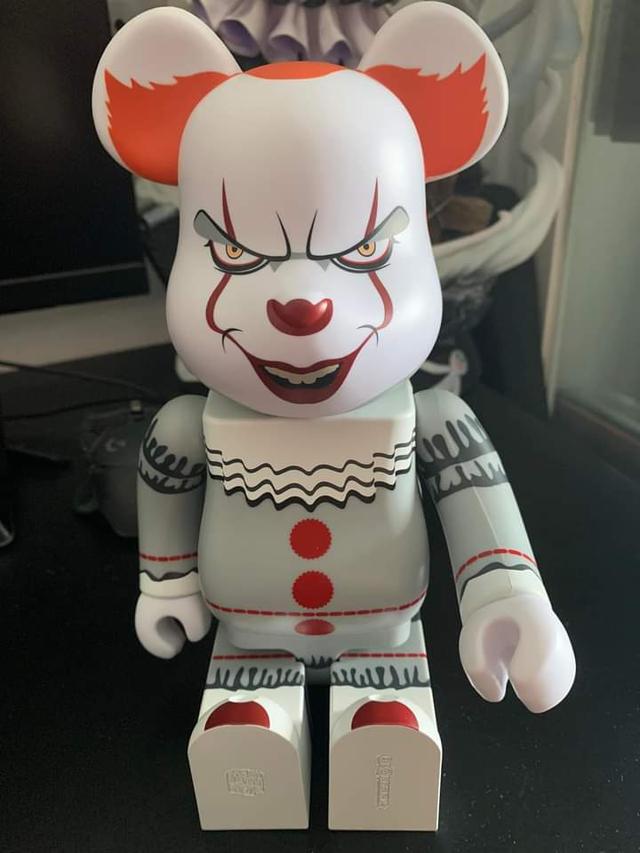 It Pennywise Bearbrick 400%  2