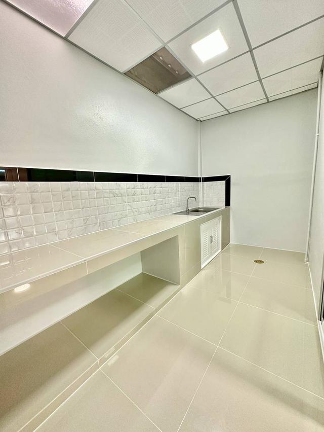 หมู่บ้านลภาวัน1      10