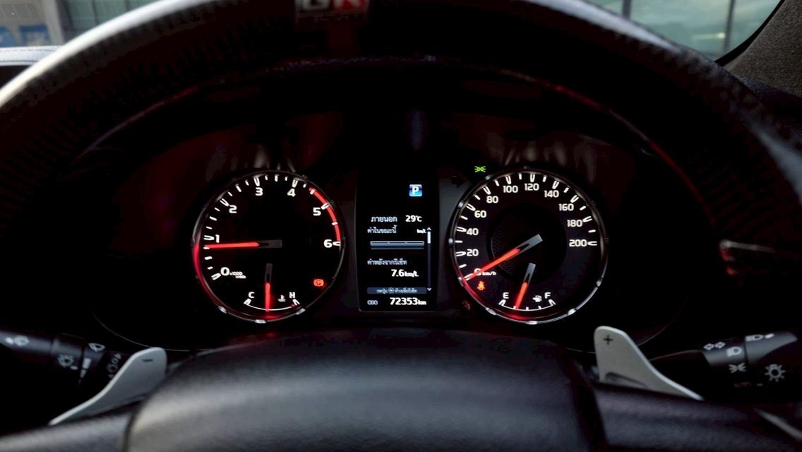 รหัสรถ KN5764 TOYOTA HILUX REVO รุ่น GR SPORT : เครื่องยนต์ 2.8 ดีเซล 2022 เกียร์ AUTO 13