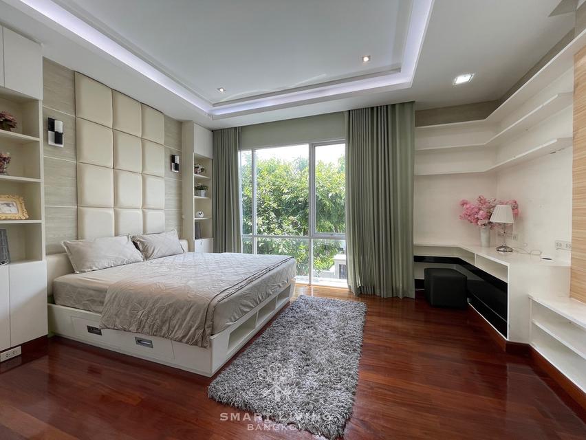 บ้านหรู เลือกอยู่เองหรือปล่อยเช่ารับรายได้ทันที สัญญาถึงสิ้นปี 2569 พร้อมสระว่ายน้ำส่วนตัว พื้นที่ขนาดใหญ่ ใกล้แฟชั่นไอส์แลนด์ 8