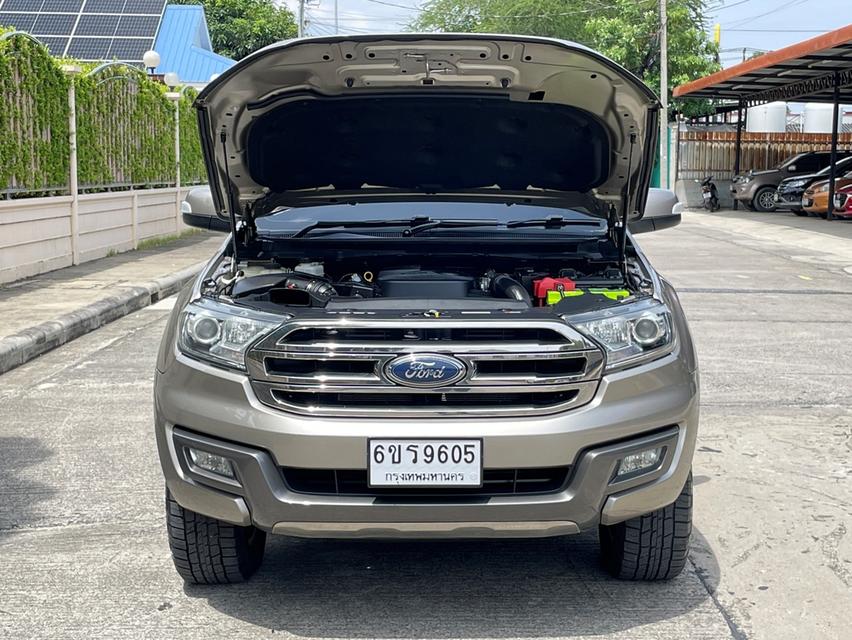 ขาย Ford Everest 2.2Titanium ปี16 17