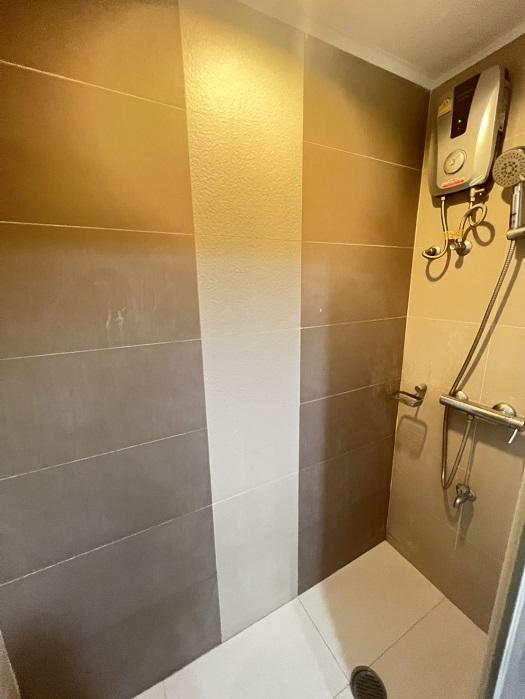 เช่าถูก 10,000 บาท ** 1 ห้องนอน ** รหัส 060049 ** ลุมพินี สวีท ปิ่นเกล้า ** ติดรถไฟฟ้า บางยี่ขัน ** 088-398-3835 MR.BOAT 10