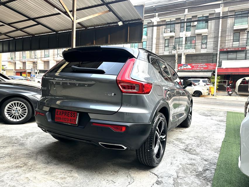 VOLVO XC40 2.0 T5 R-design AWD ปี2019