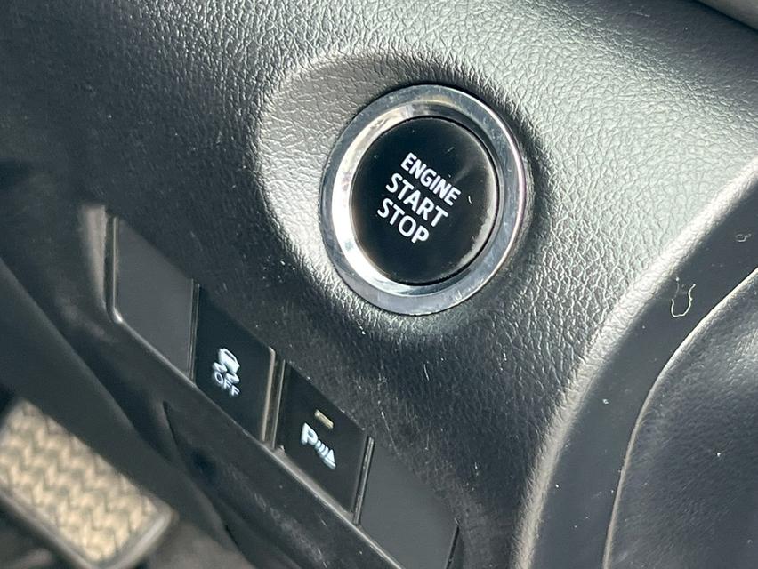 ฟรีดาวน์ Yaris Hatchback รุ่น G รถบ้านมือเดียว เช็กศูนย์ตลอด รูปที่ 12
