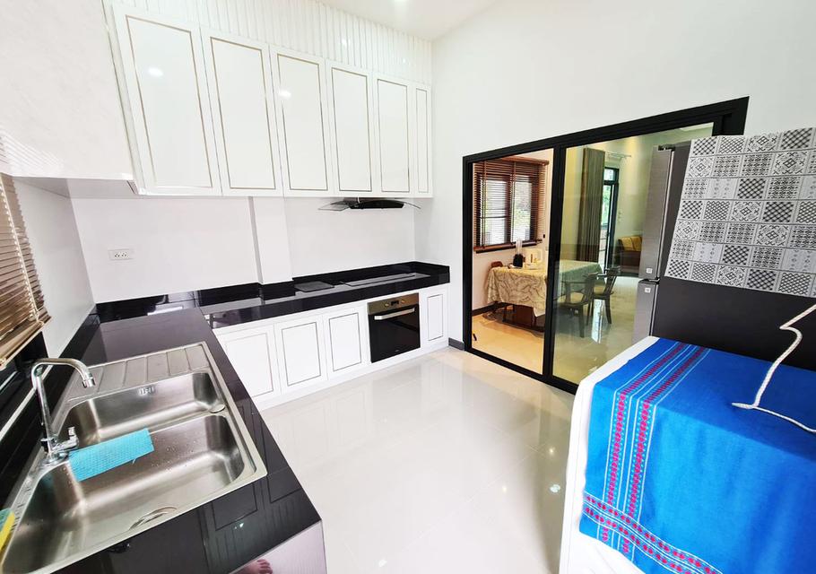 Fully furnished house for rent in the community near Chiangmai airport plaza. 10